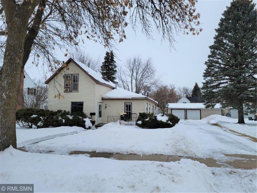 724 12th Street, Windom, MN 56101 MLS 6330482 Edina Realty