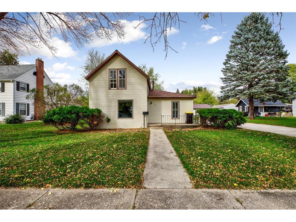 724 12th Street Windom MN 56101 6437735 image1