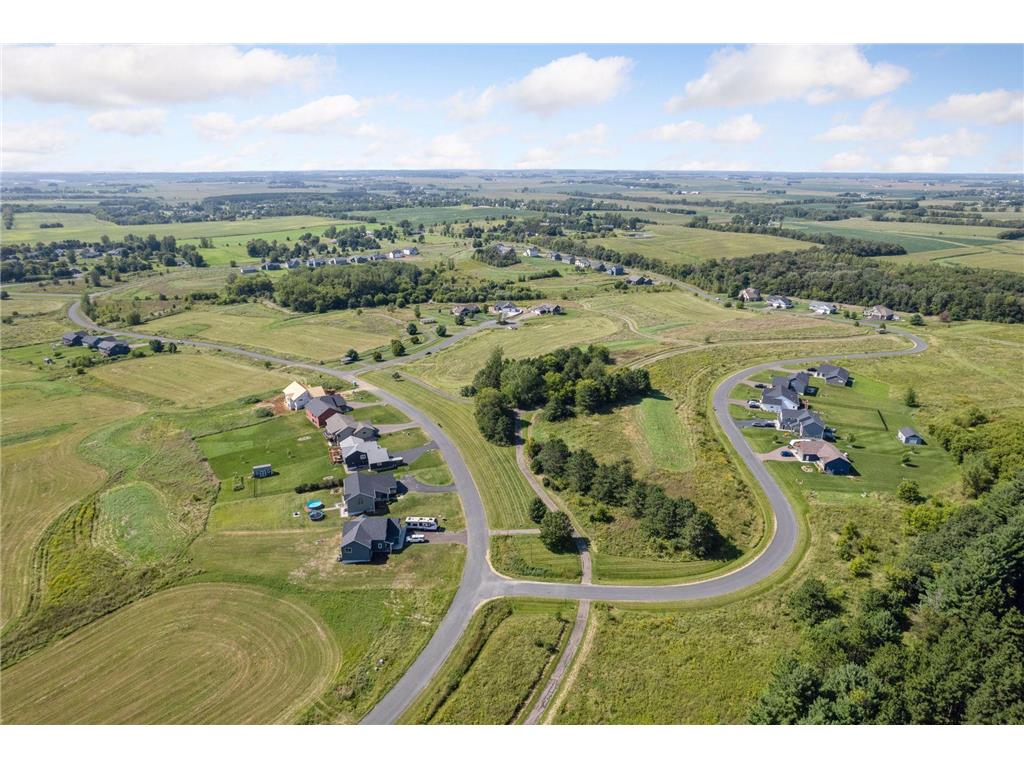 724 165th Street Hammond Twp WI 54017 6589807 image1