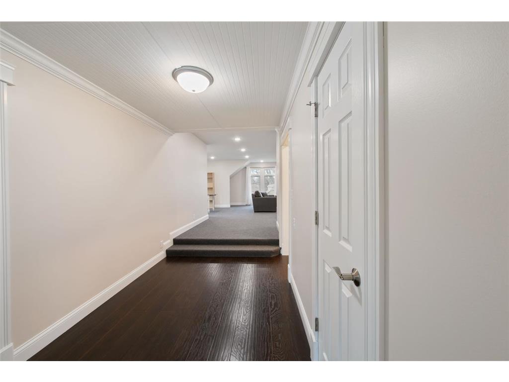 724 1st Avenue NW New Brighton MN 55112 6730742 image8