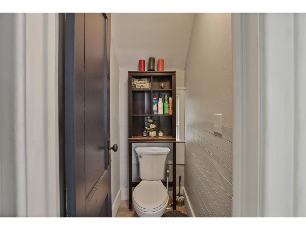 724 1st Street N Waterville MN 56096 7072634 image25