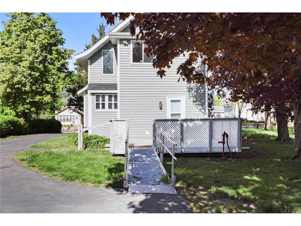 724 1st Street N Waterville MN 56096 7072634 image31