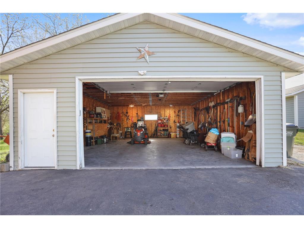 724 1st Street N Waterville MN 56096 7072634 image33
