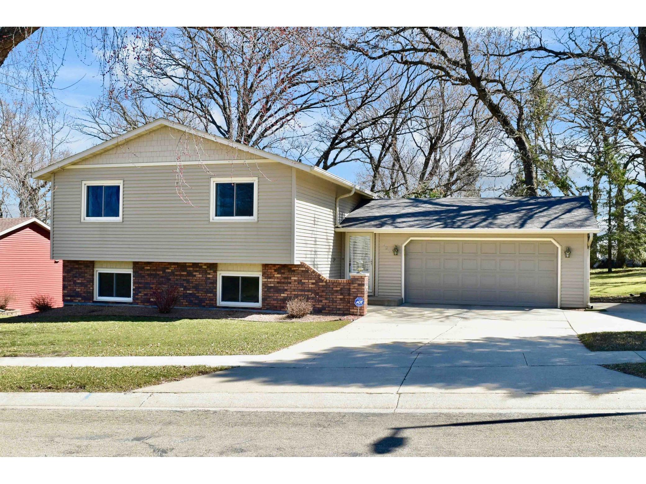 724 35th Avenue NW, Rochester, MN 55901 MLS 5735153 Edina Realty