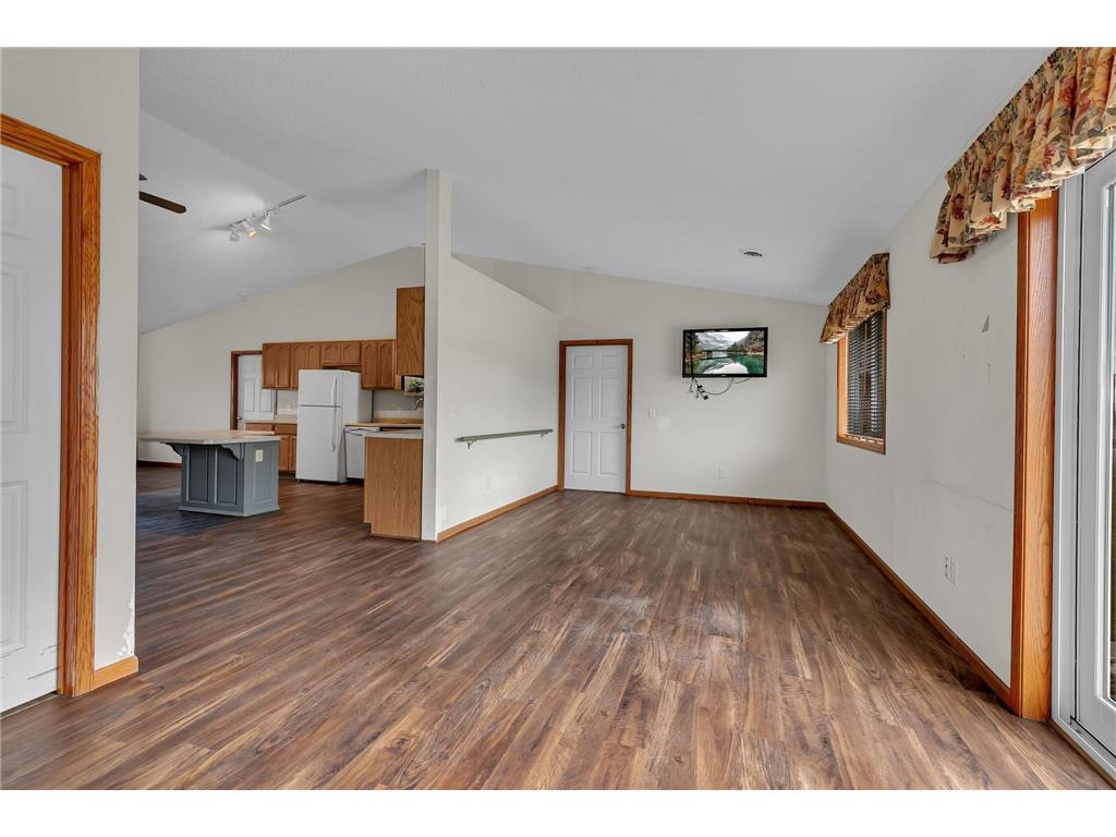 724 4th Street NW Richmond MN 56368 6817906 image10