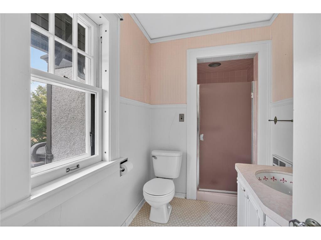 724 4th Street SW Rochester MN 55902 6809425 image29