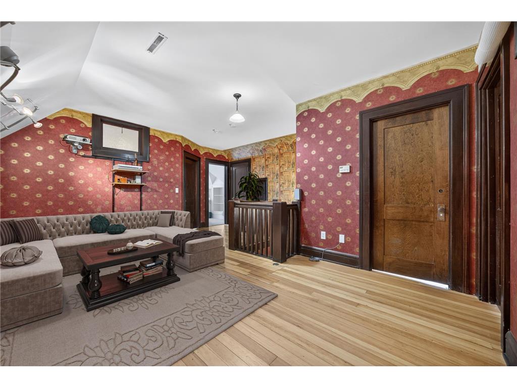 724 4th Street SW Rochester MN 55902 6809425 image39