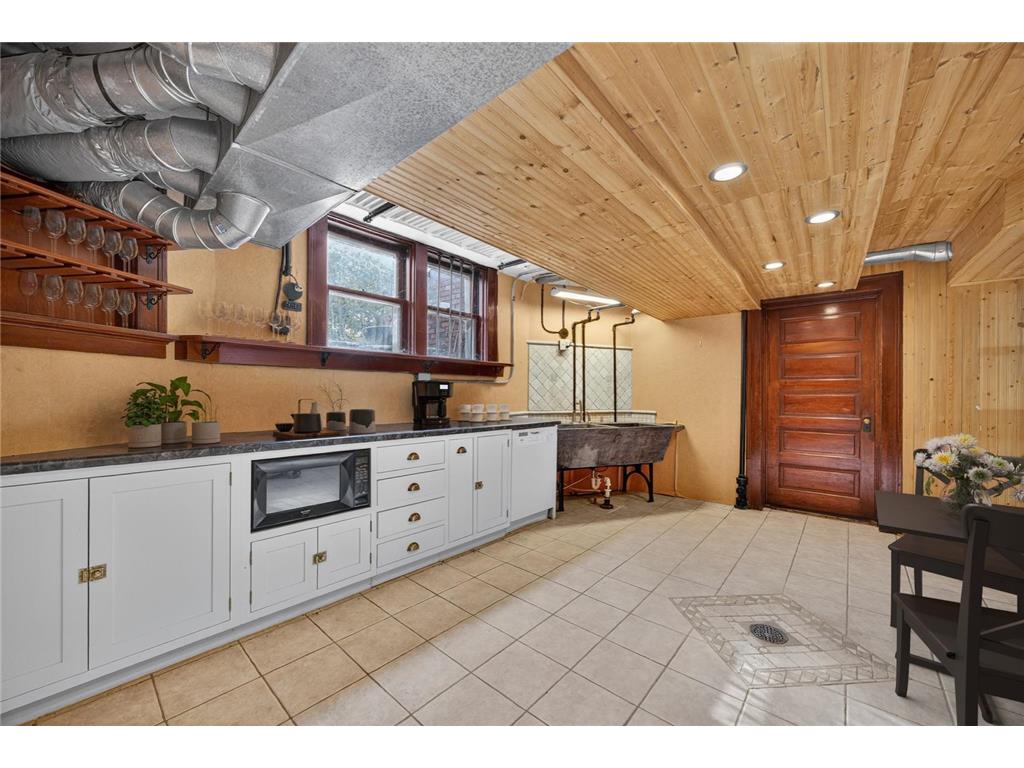 724 4th Street SW Rochester MN 55902 6809425 image52