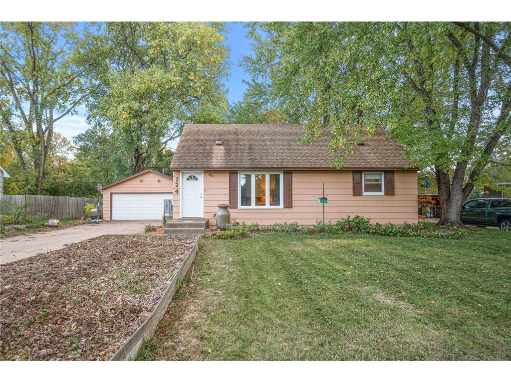 724 84th Avenue NE Spring Lake Park MN 55432 6449156 image1