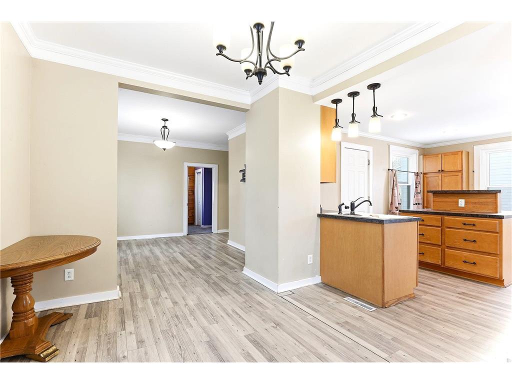 724 8th Avenue NW Faribault MN 55021 7003101 image10