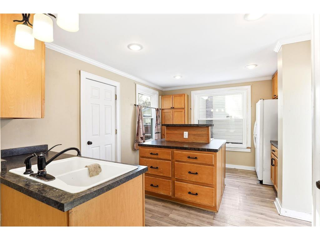 724 8th Avenue NW Faribault MN 55021 7003101 image11