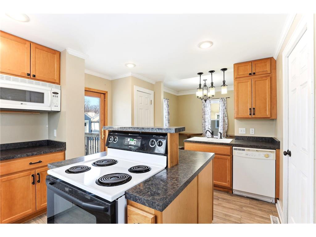 724 8th Avenue NW Faribault MN 55021 7003101 image14