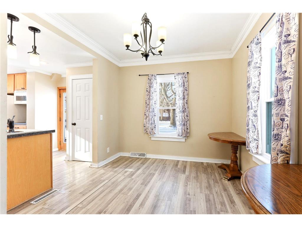 724 8th Avenue NW Faribault MN 55021 7003101 image9