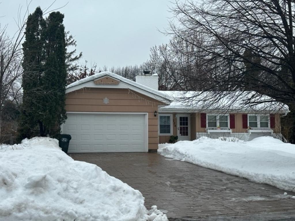 724 Cheyenne Lane, Mendota Heights, MN, 55120 MLS 6324363 Edina Realty