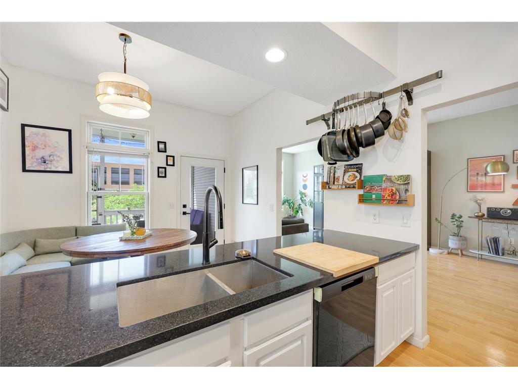 724 E 25th Street Minneapolis MN 55404 7069116 image7