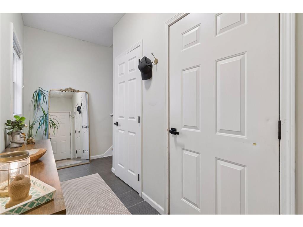 724 E 25th Street Minneapolis MN 55404 7094027 image4