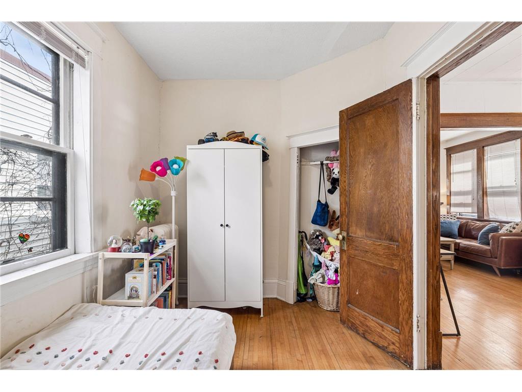 724 Hague Avenue Saint Paul MN 55104 7064722 image19