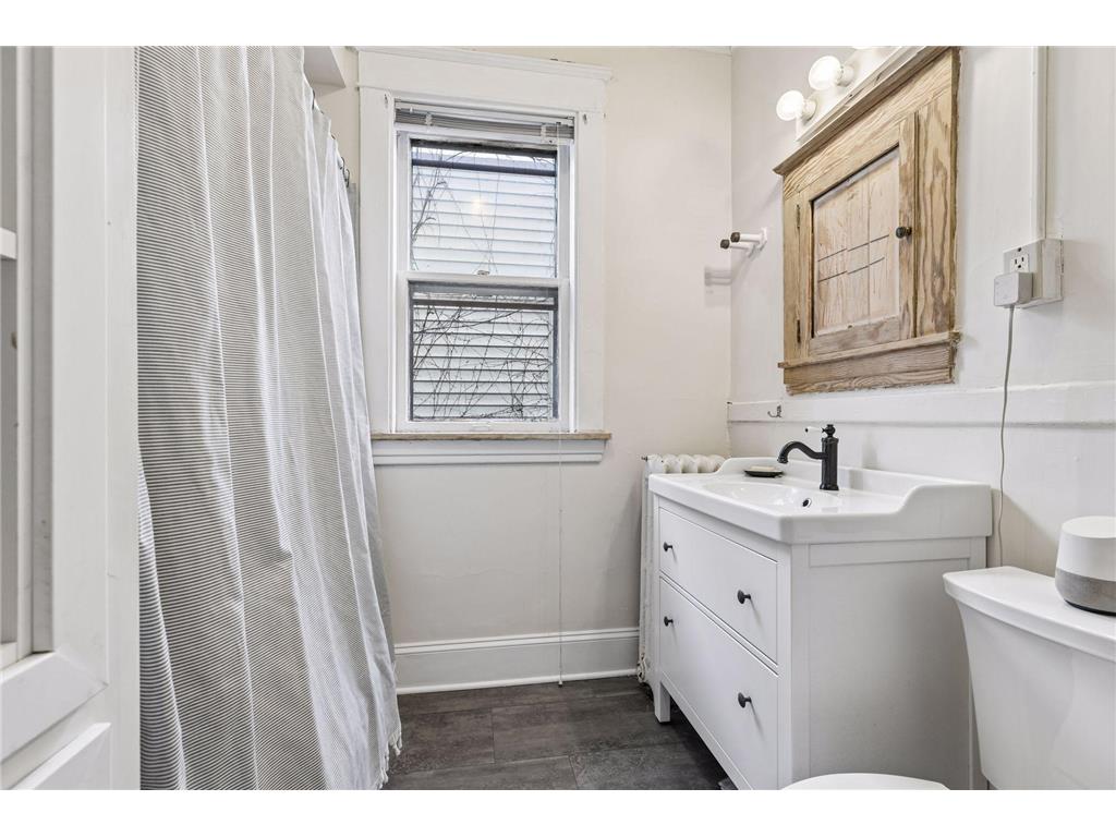 724 Hague Avenue Saint Paul MN 55104 7064722 image21