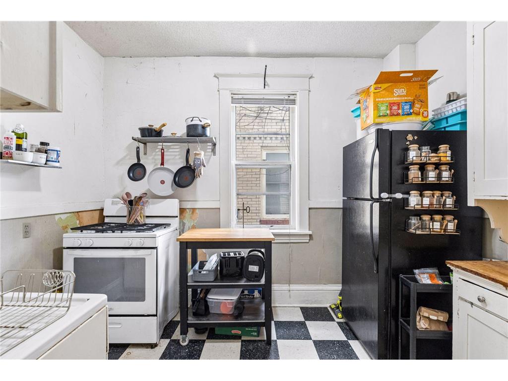 724 Hague Avenue Saint Paul MN 55104 7064722 image29