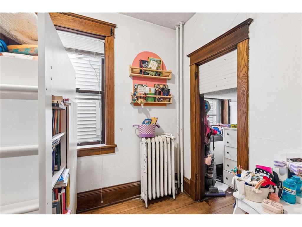 724 Hague Avenue Saint Paul MN 55104 7064722 image35