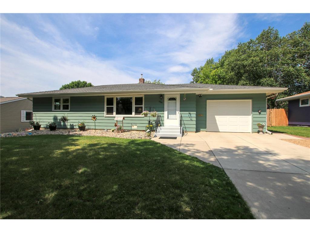 724 Harrington Street SW Hutchinson MN 55350 6386705 image1