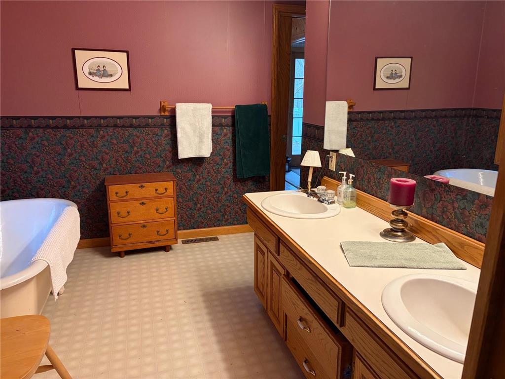 724 S Marshall Avenue Litchfield MN 55355 6821067 image20