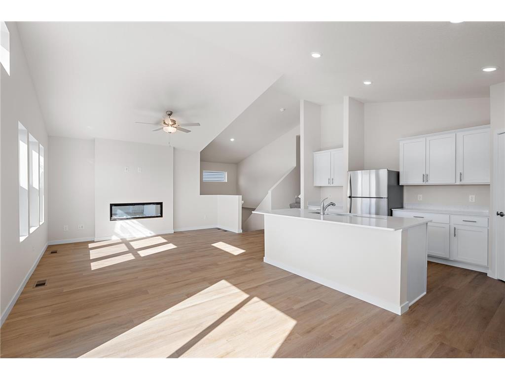 724 Spruce Street N Cambridge MN 55008 6780689 image5