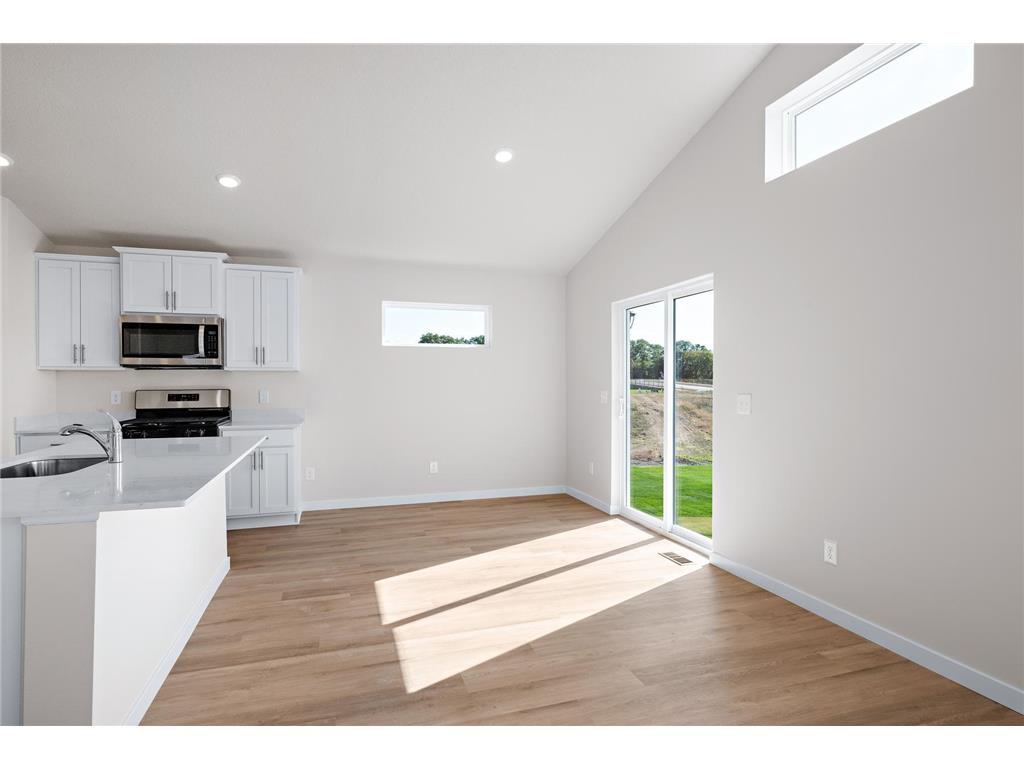 724 Spruce Street N Cambridge MN 55008 6780689 image9