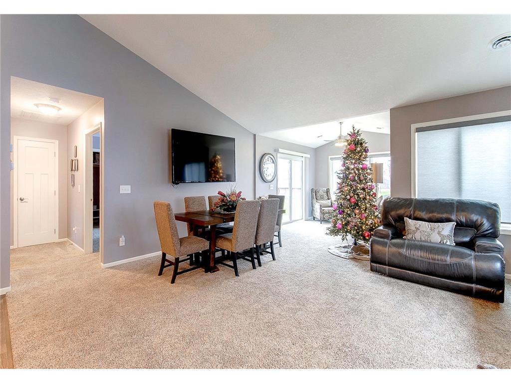 724 State Street Kenyon MN 55946 6820632 image10