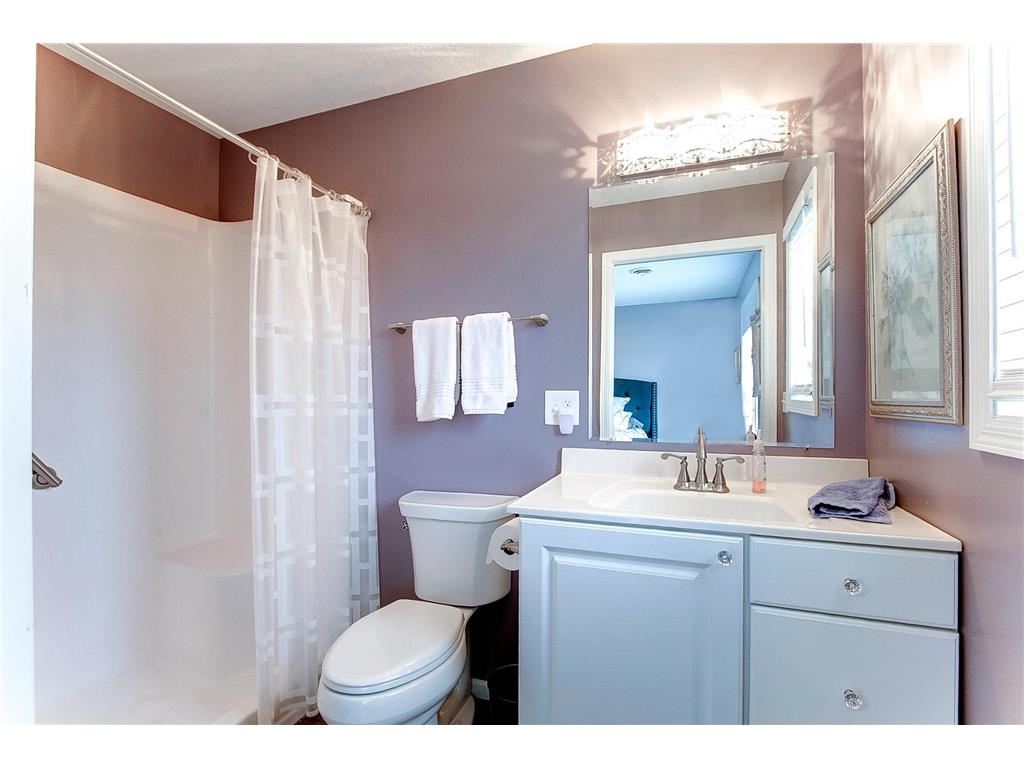 724 State Street Kenyon MN 55946 6820632 image18