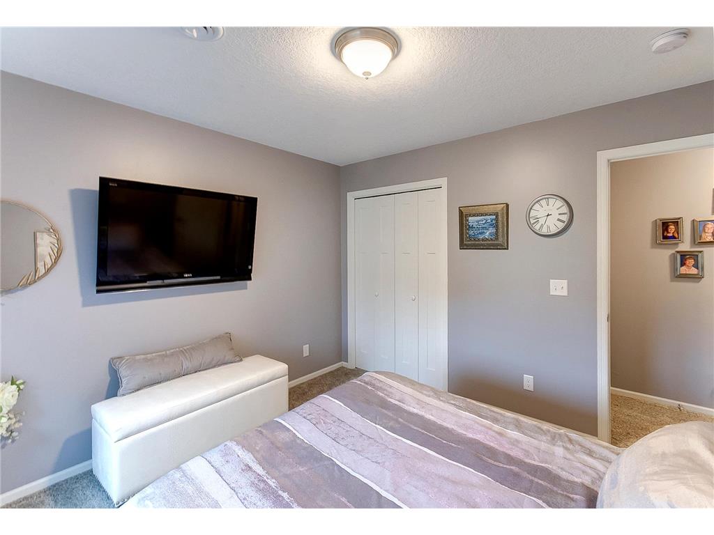 724 State Street Kenyon MN 55946 6820632 image22