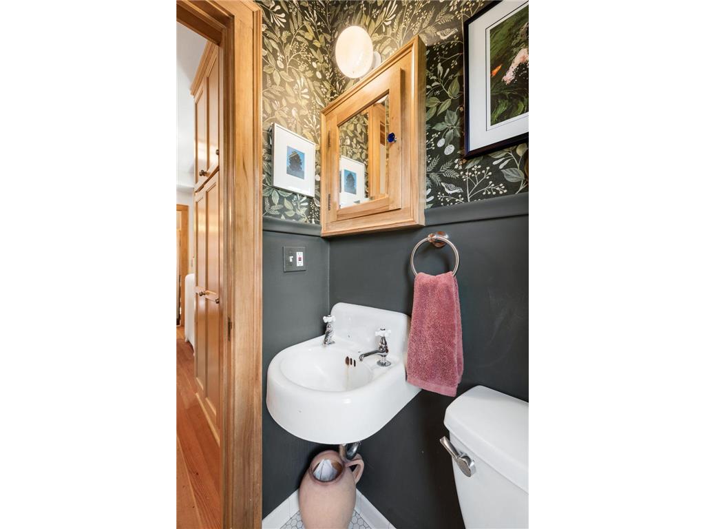 724 W 53rd Street Minneapolis MN 55419 7099909 image21