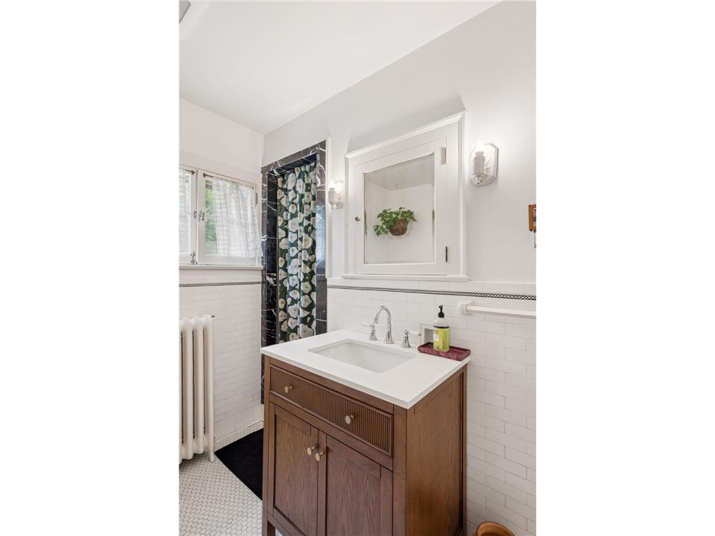 724 W 53rd Street Minneapolis MN 55419 7099909 image42