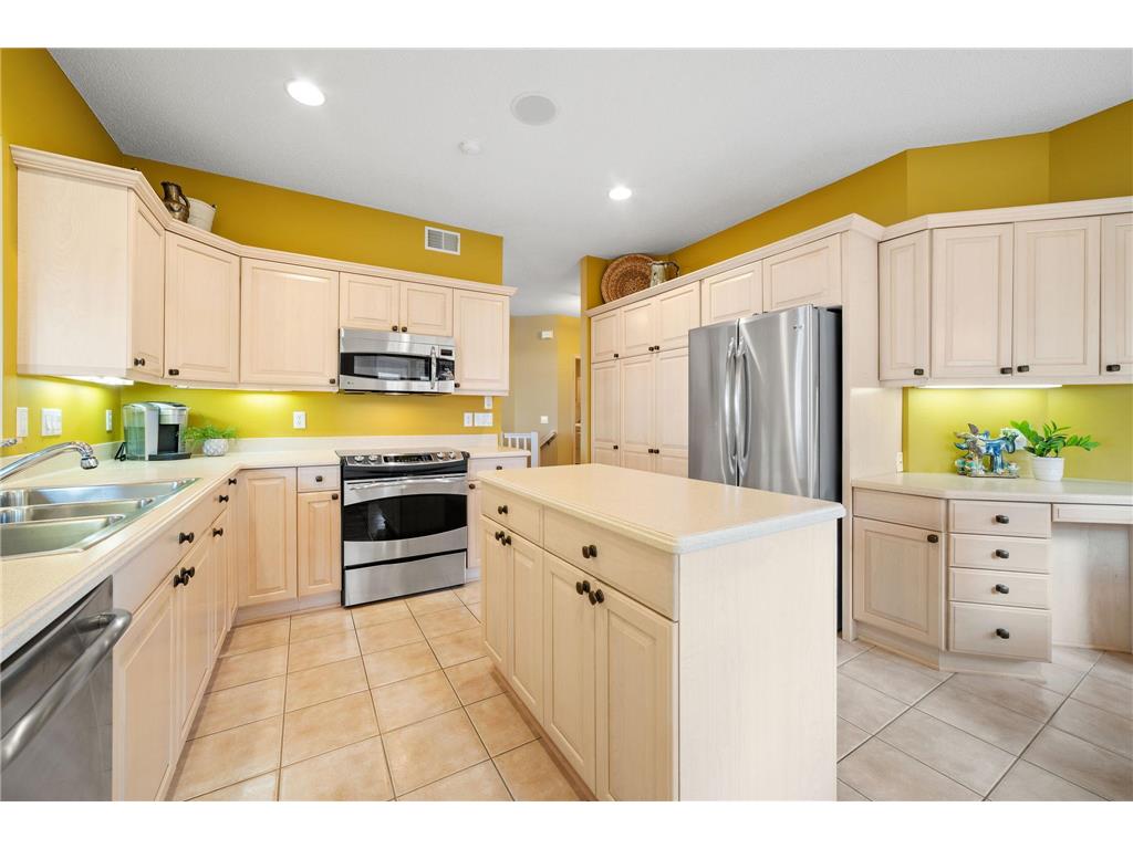 724 Widsten Circle Wayzata MN 55391 - Lake Minnetonka 6781021 image12