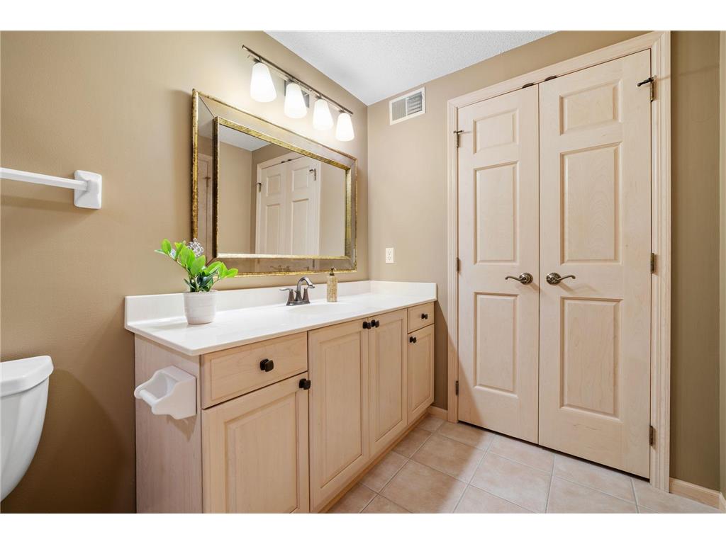 724 Widsten Circle Wayzata MN 55391 - Lake Minnetonka 6781021 image49