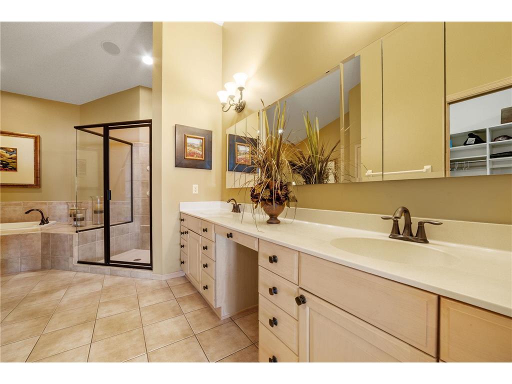 724 Widsten Circle Wayzata MN 55391 - Lake Minnetonka 7049409 image34