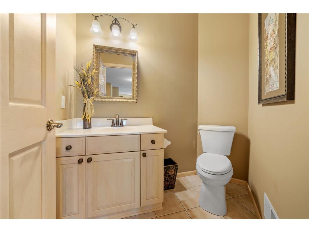 724 Widsten Circle Wayzata MN 55391 - Lake Minnetonka 7049409 image7