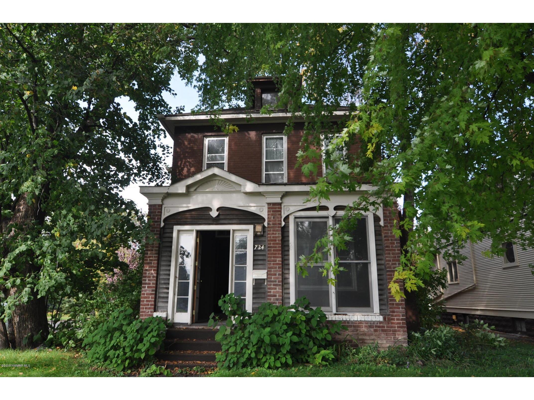 724 Woodland Avenue, Crookston, MN, 56716 MLS 5600242 Edina Realty