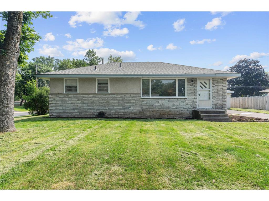 7242 Oliver Avenue N Brooklyn Center MN 55430 6763394 image1
