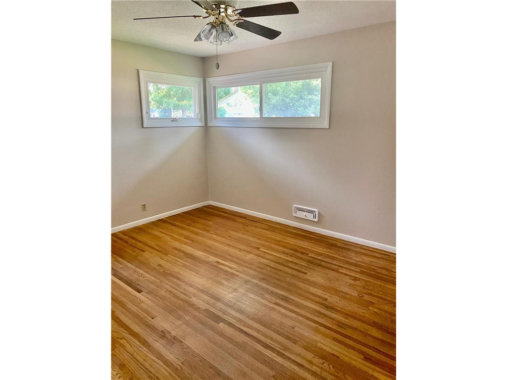 7244 Clinton Avenue Richfield MN 55423 7049963 image18