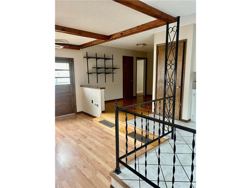 7244 Clinton Avenue Richfield MN 55423 7049963 image9