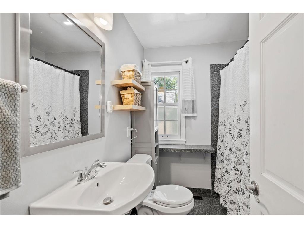 7244 Oliver Avenue S Richfield MN 55423 7094286 image15