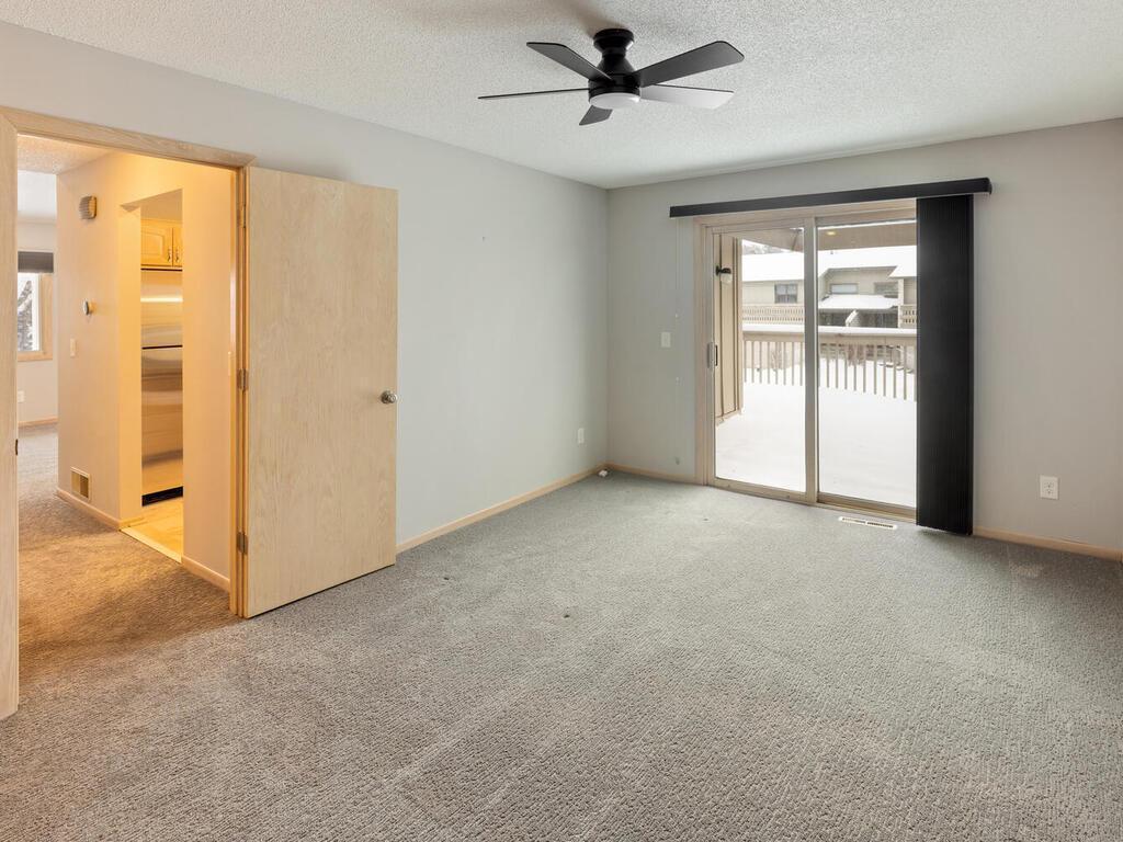 7245 Woodstock Curve Bloomington MN 55438 6825110 image15