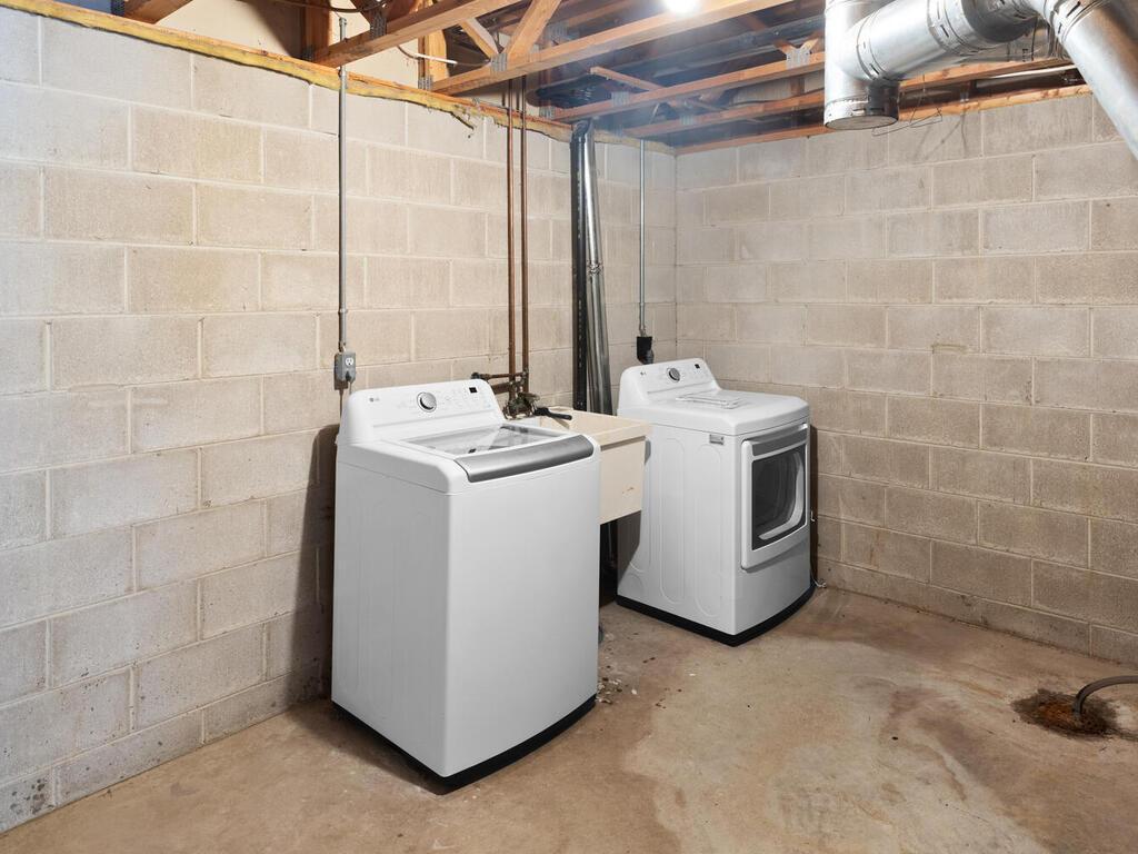 7245 Woodstock Curve Bloomington MN 55438 6825110 image30