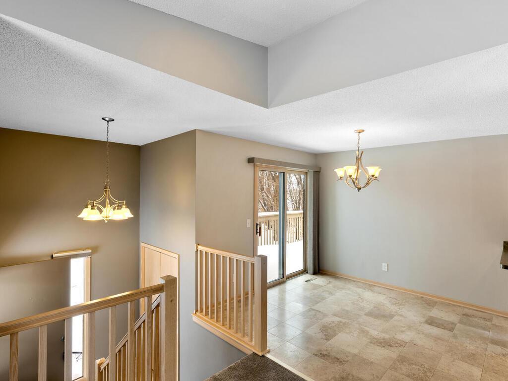 7245 Woodstock Curve Bloomington MN 55438 6825110 image4