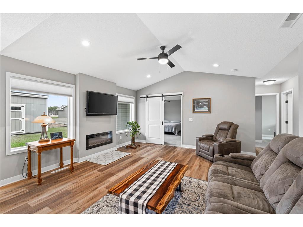 7246 385th Street North Branch MN 55056 6816377 image2