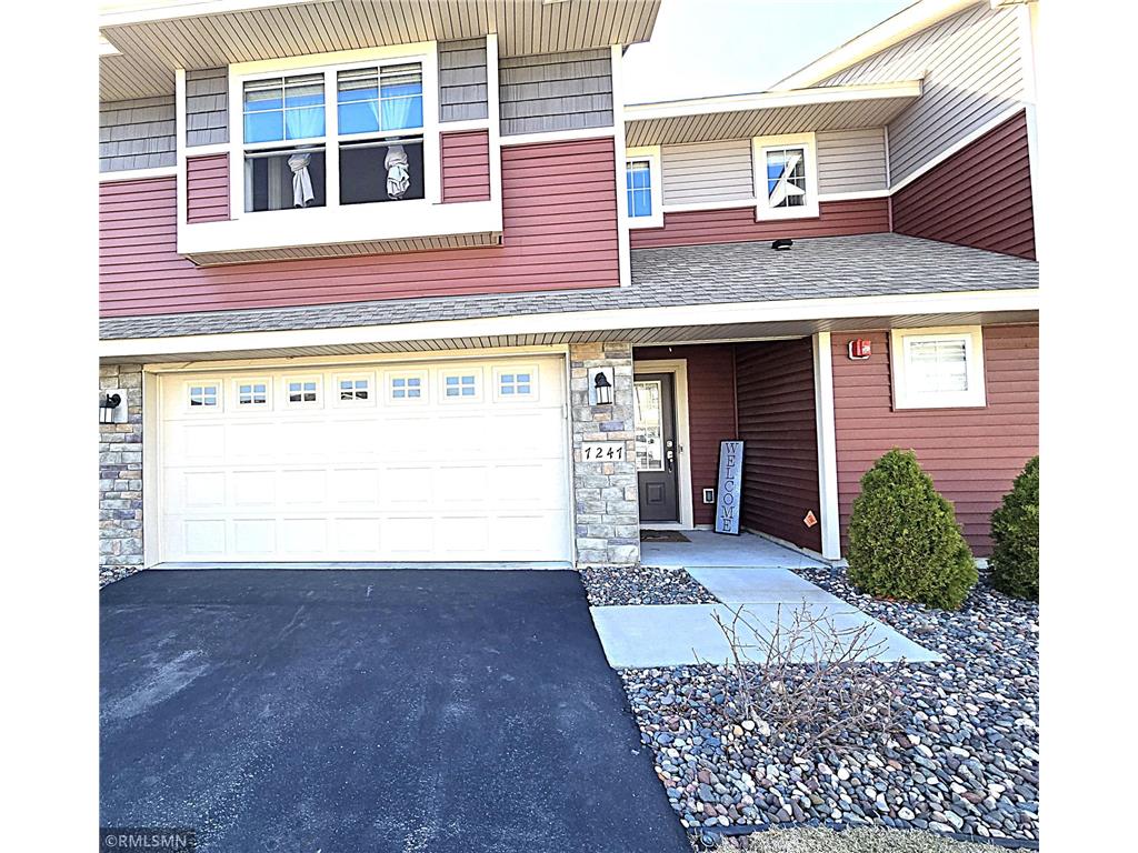 7247 Dora Drive Lino Lakes MN 55038 7047500 image1