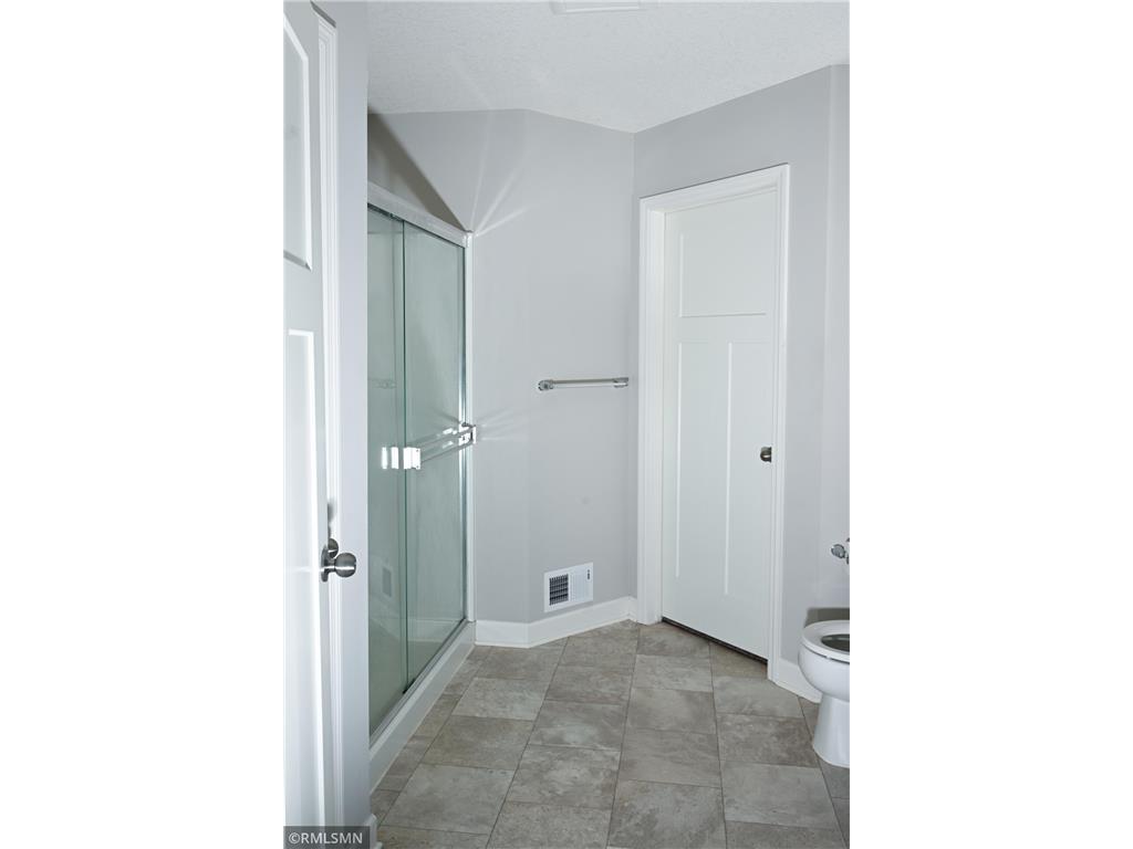 7247 Dora Drive Lino Lakes MN 55038 7047500 image18