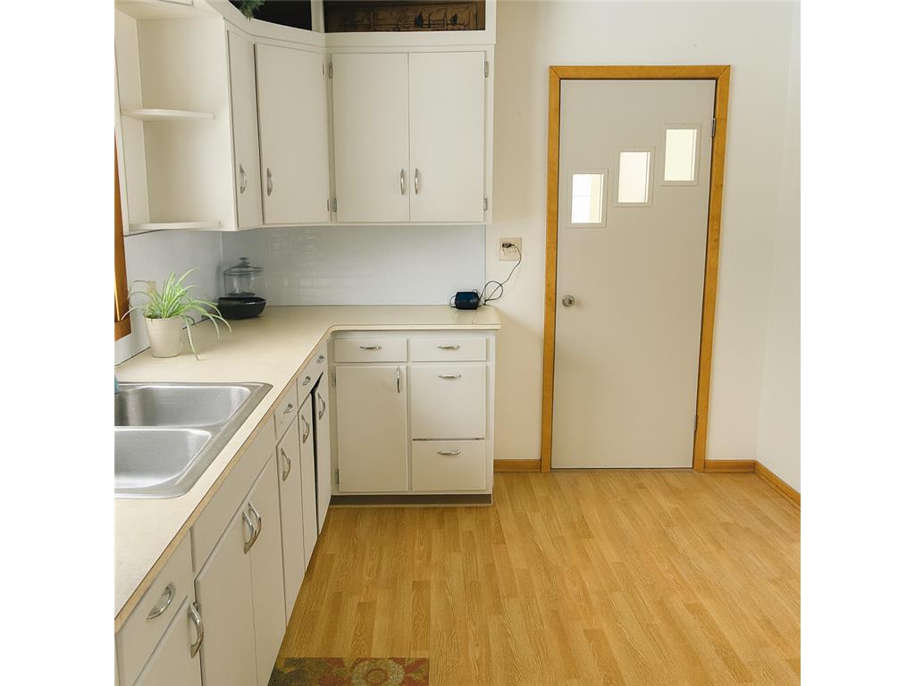 725 110th Street Manyaska Twp MN 56171 6822760 image10