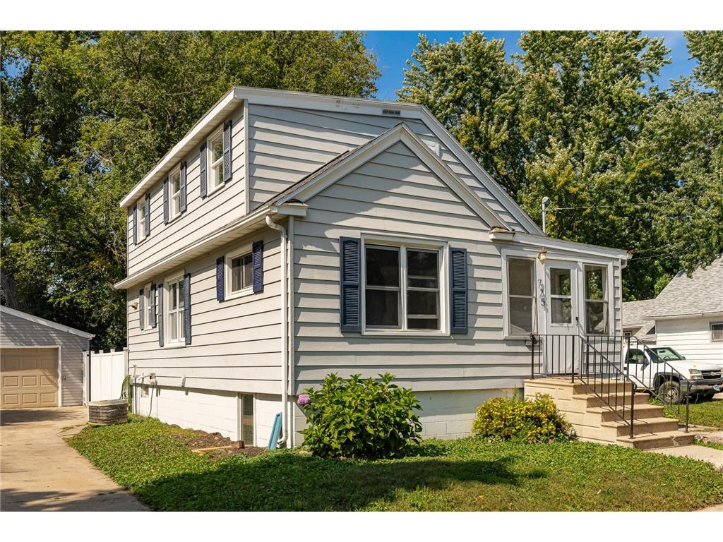 725 11th Avenue SE Rochester MN 55904 6820300 image1